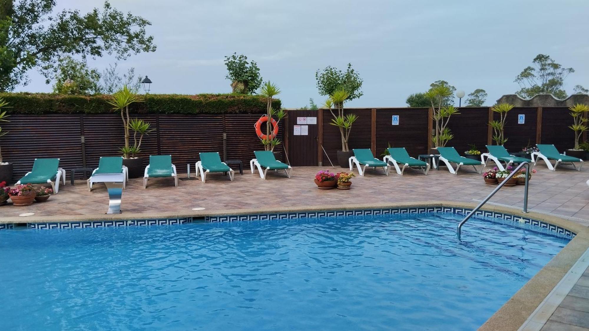 Apartamentos Dunamar Noalla  Екстер'єр фото